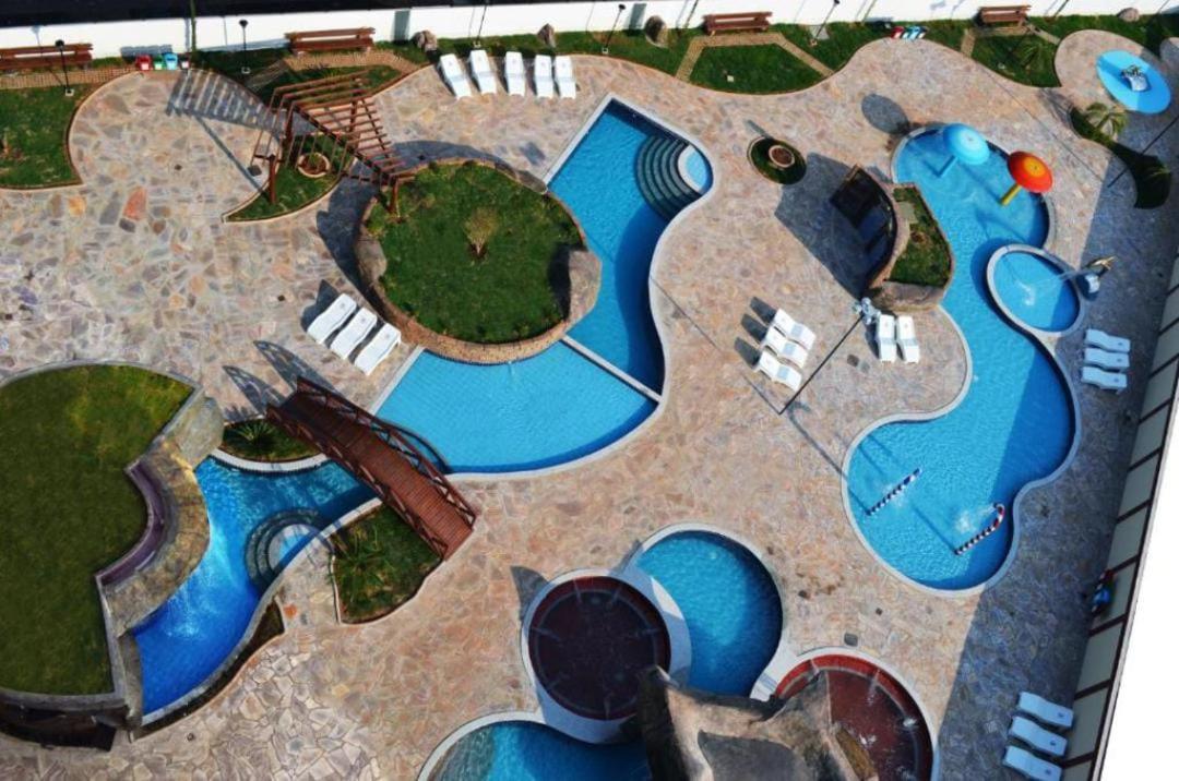 Aparthotel Golden Dolphin 3*